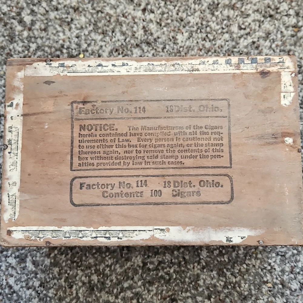 Vintage Rustic Garcia Sweets Wooden Cigar Box - Picture 4 of 8